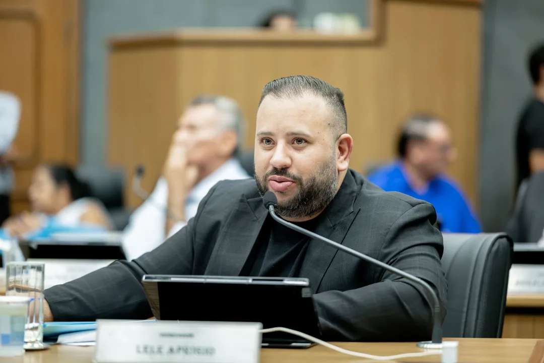 Lele Aprígio cobra políticas inclusivas para pessoas com deficiência em situações de emergência