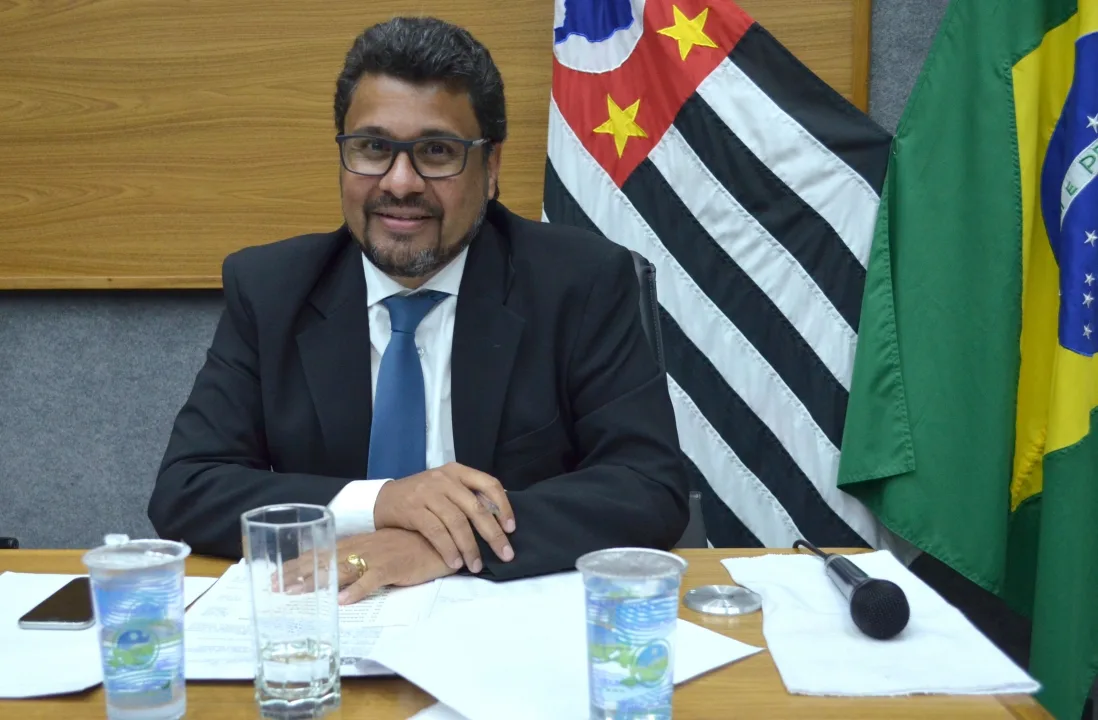 Vereador Edinho Domingues solicita pagamento de bolsa a atletas