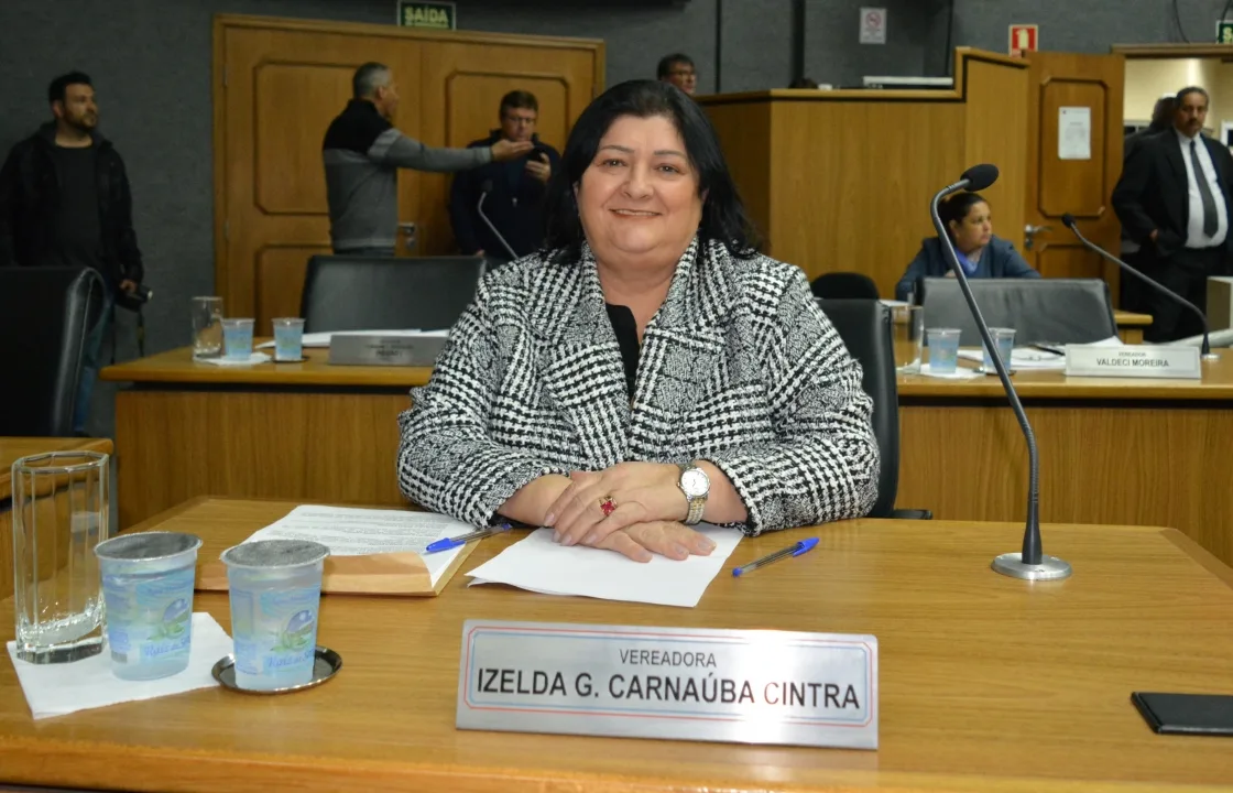 Izelda quer mais segurança no trânsito próximo a Escola Maria de Lourdes