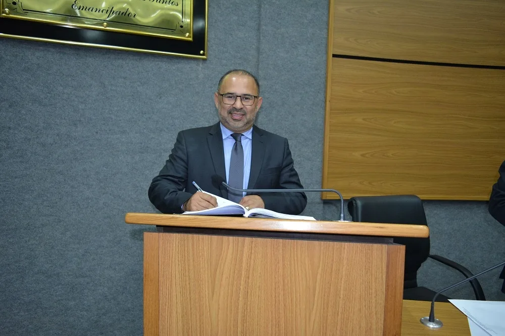 Adriano Tica solicita linha de ônibus até a Barra Funda