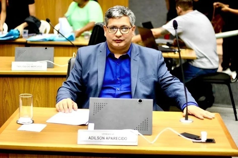 Vereador Adilson propõe Semana de Orientação para proteger idosos contra golpes online
