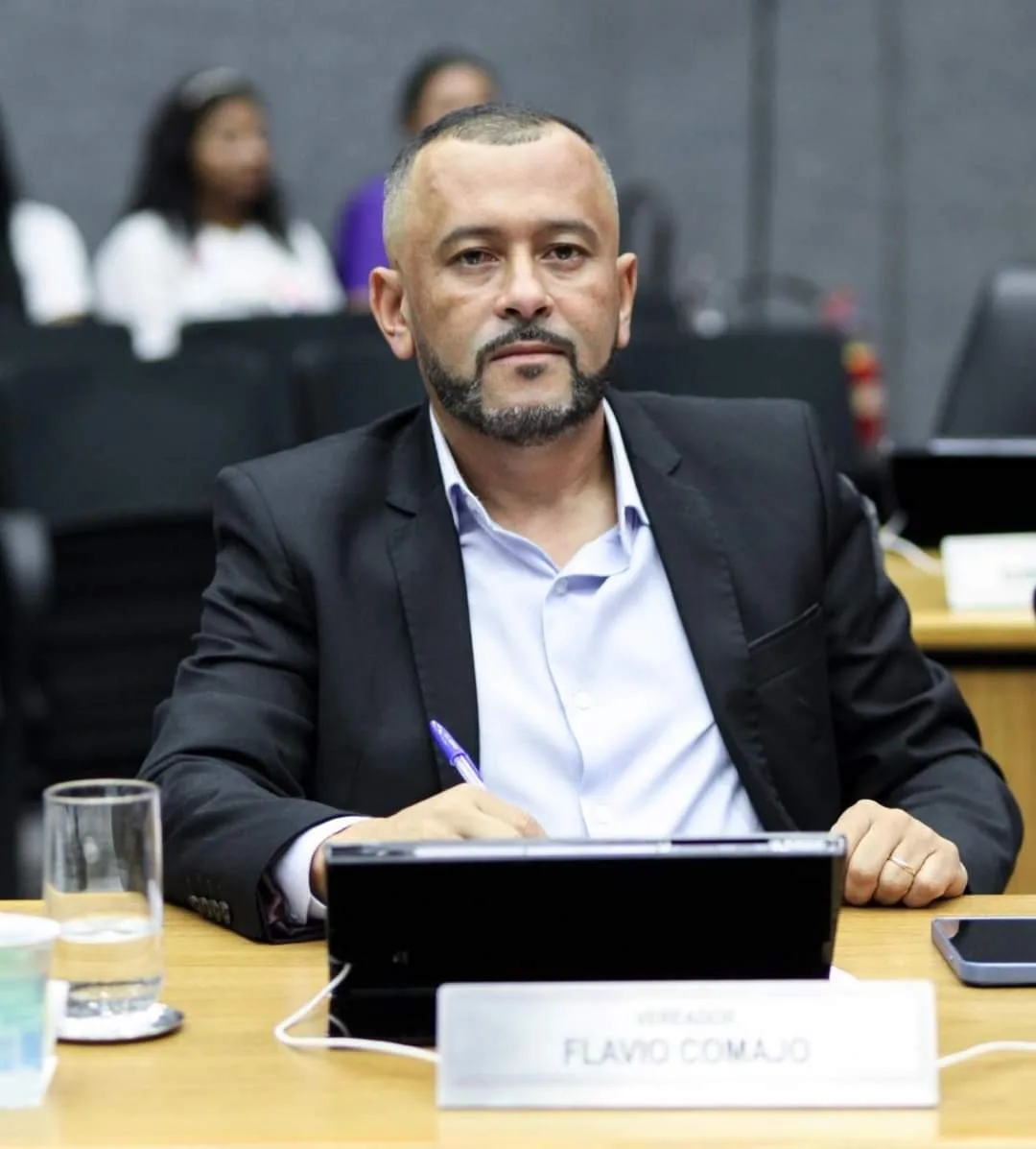 Vereador Flávio Comajo propõe parceria com Senai para cursos gratuitos em Cajamar